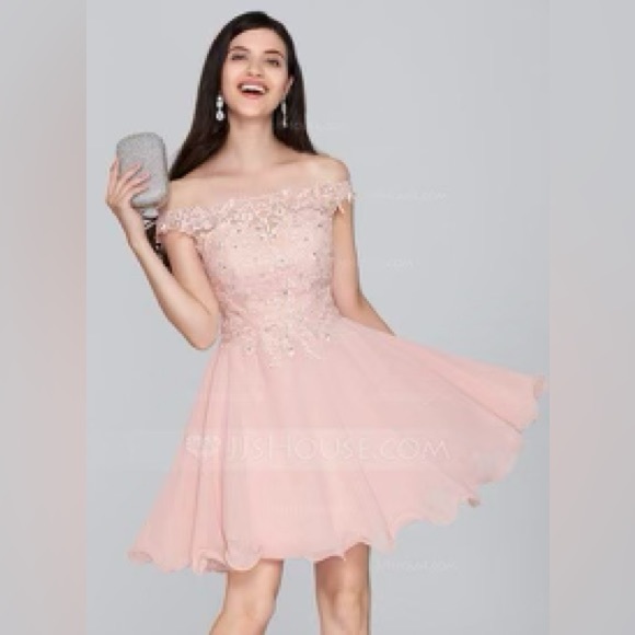 A-Line Off-the-Shoulder Short/Mini Chiffon Lace Homecoming Dress With Beading - Picture 1 of 3